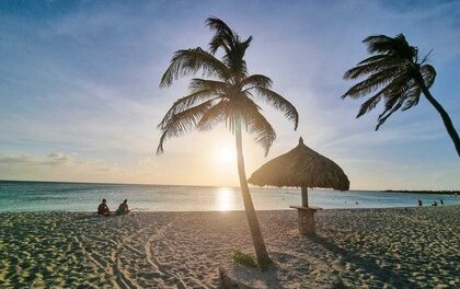 Aruba Travel Hacks: Tips and Tricks for Smart and Stress-Free Journeys to One Happy Island