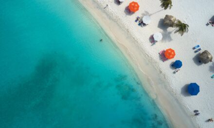 Exploring the Unrivaled Beauty of Aruba: A Comprehensive Travel Guide