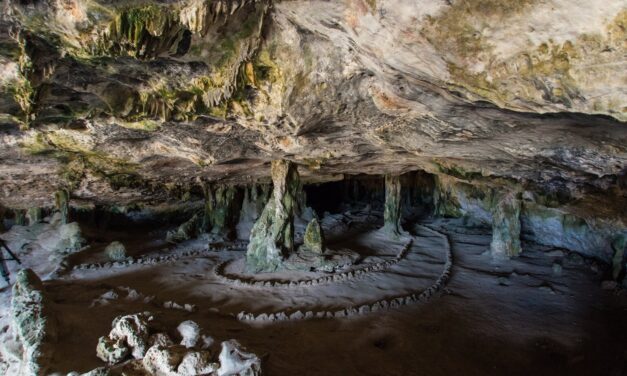 Unveiling the Enchanting Wonders of Quadirikiri Cave in Aruba