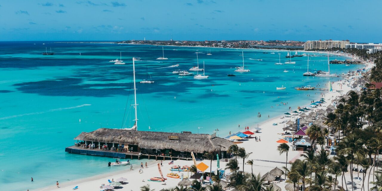 Explore Paradise at Palm Beach, Aruba: A Guide to Luxury and Leisure