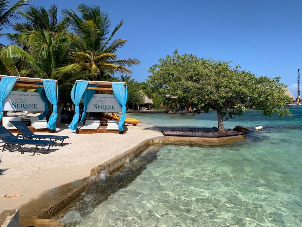 Serene by the Sea, Aruba