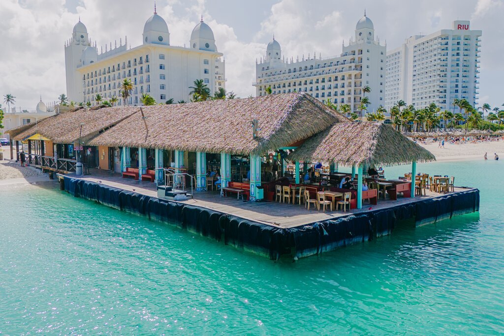 Dining and restaurants in Aruba
