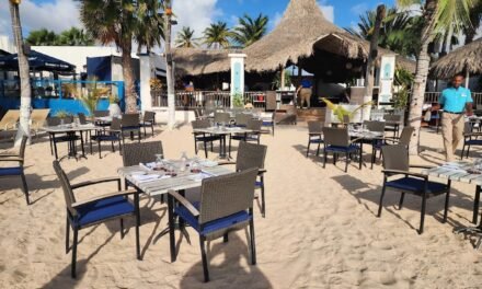 Barefoot Restaurant Aruba: Fine Dining Where the Water Meets the Sand