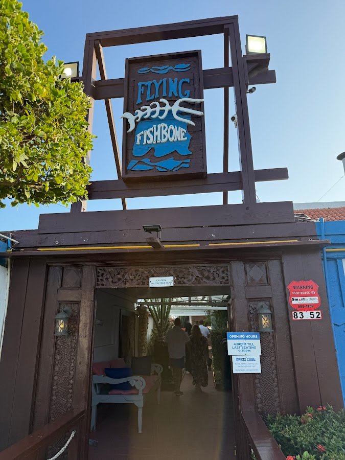 Flying Fishbone Aruba: Dining with Your Feet in the Water