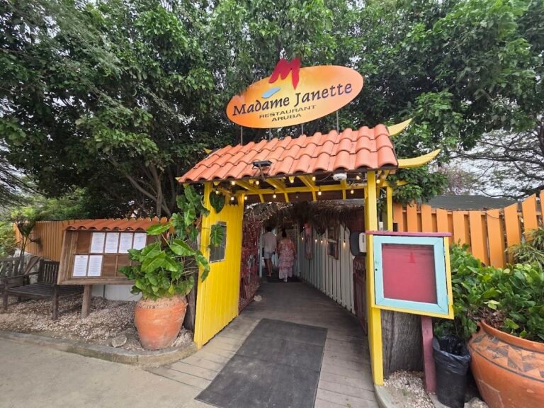 Madame Janette Aruba: Fine Caribbean Dining in a Cunucu Garden