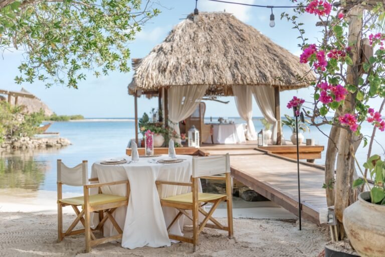 The Old Man and the Sea Restaurant Aruba: Waterfront Dining in Savaneta