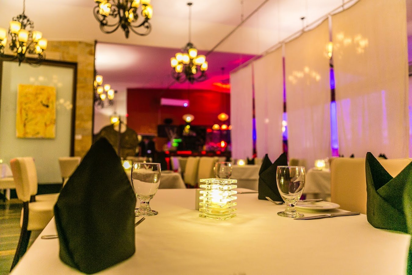 Screaming Eagle Aruba — theatrical fine dining and the island's most glamorous night out