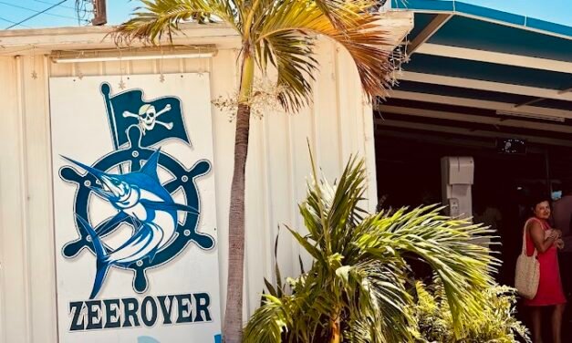 Zeerovers Aruba: The Ultimate Guide to Aruba’s Iconic Fish Shack