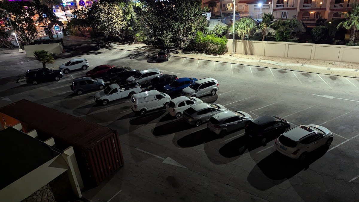 Holiday Inn Aruba beach resort pool kids activities