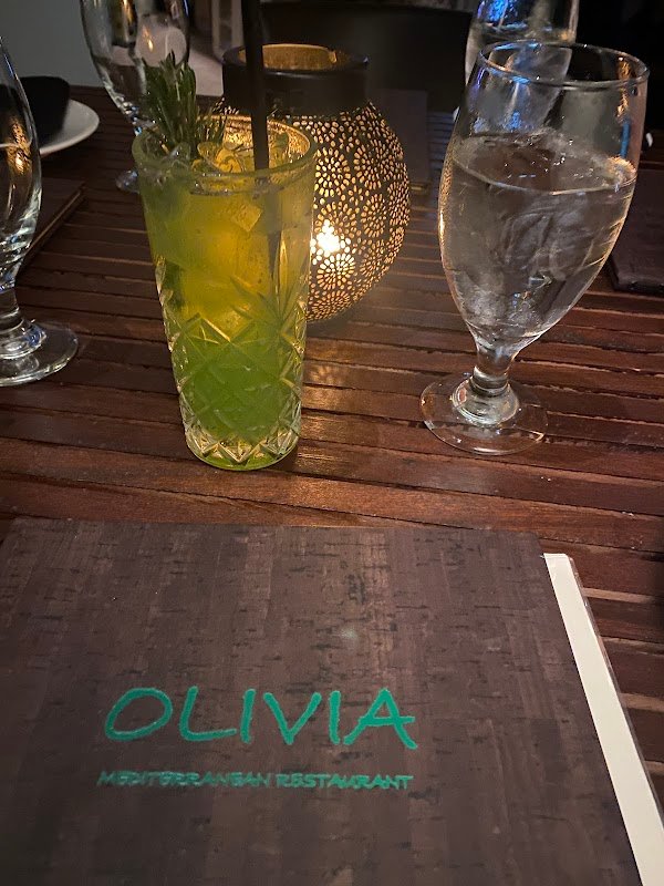 Olivia Aruba Oranjestad courtyard restaurant outdoor seating