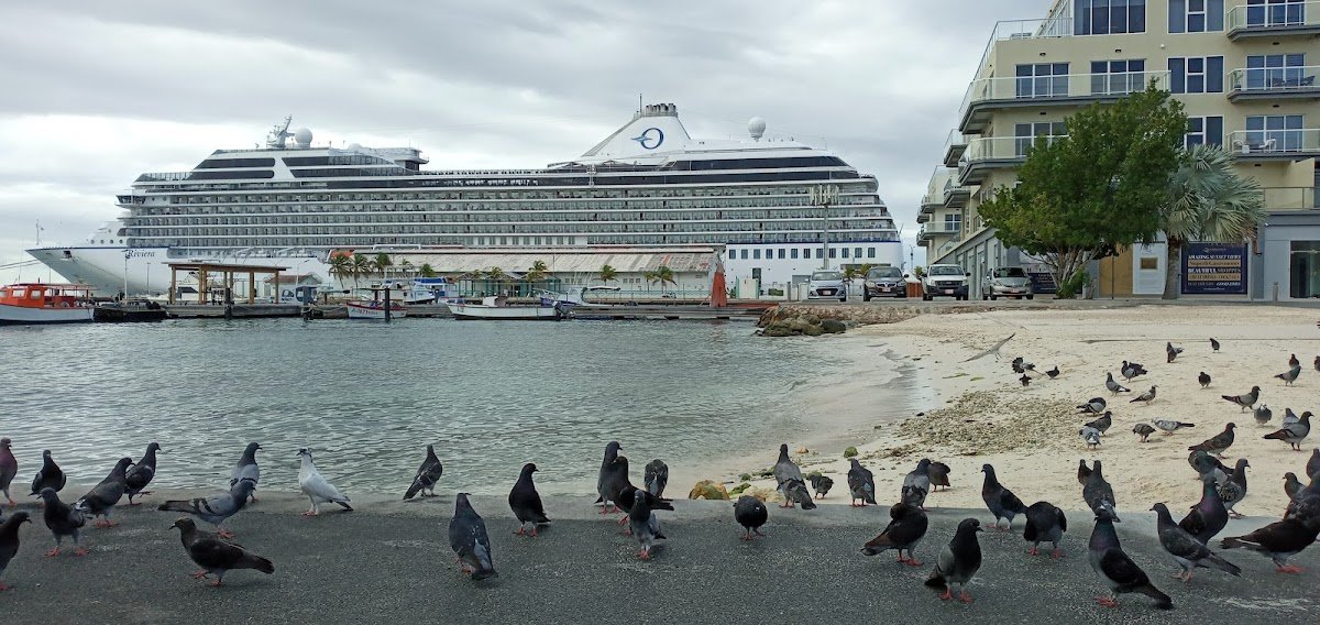 Oranjestad Aruba — colourful Dutch Caribbean buildings in the capital city