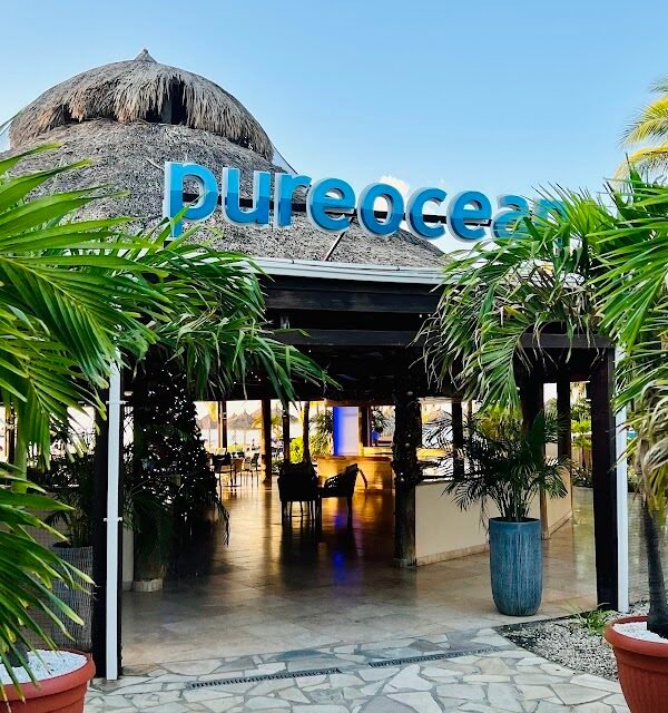PureOcean Restaurant Aruba: Romantic Beachside Dining at Sunset (2026)