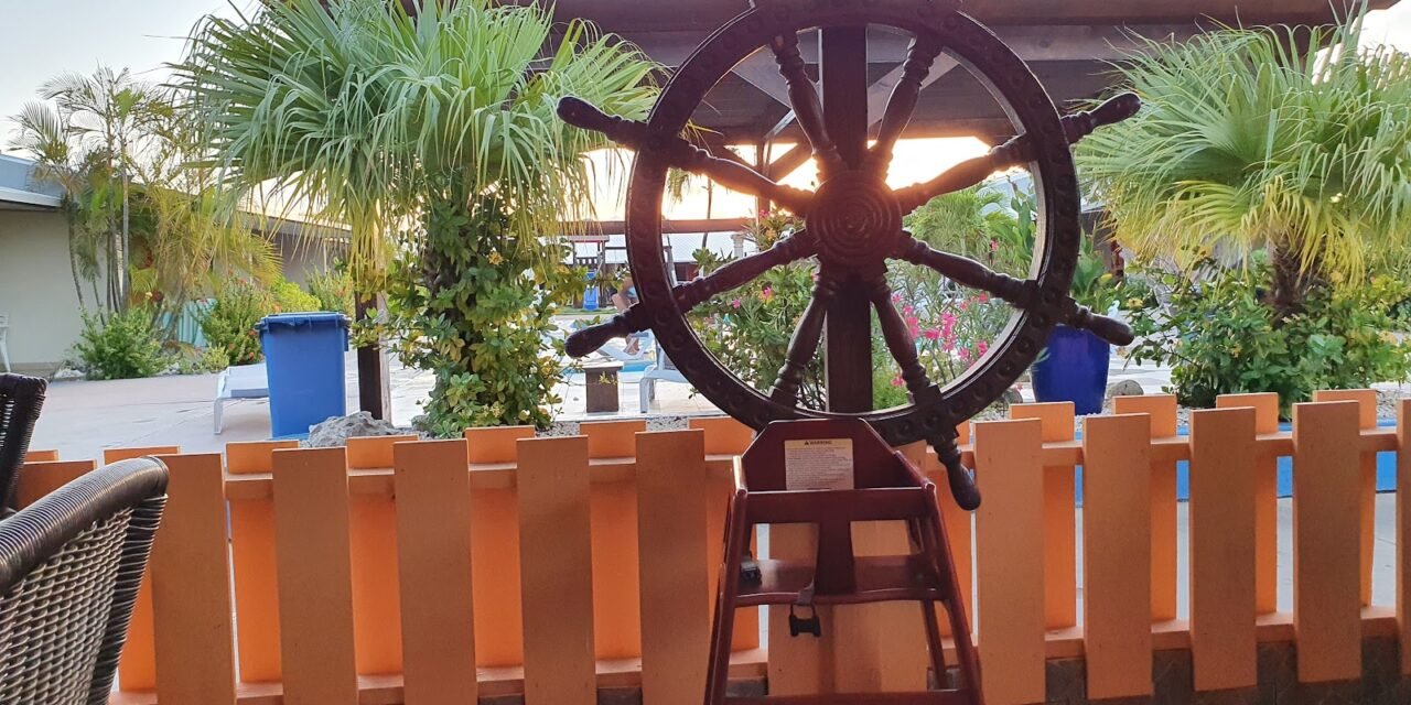 Amigos Bar and Restaurant Aruba: Local Bar & Grill in Cunucu Abao
