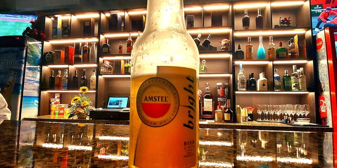 Arena Sportsbar & Grill Aruba: Cold Beers in San Nicolas