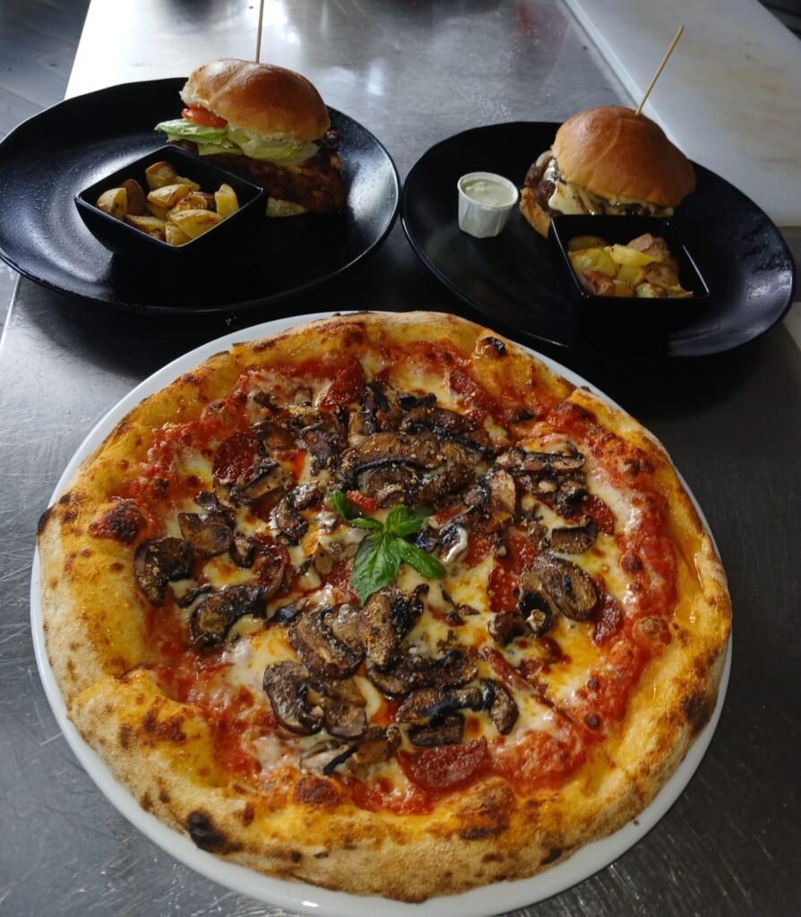 Aruba Loves You Pizzabar Aruba