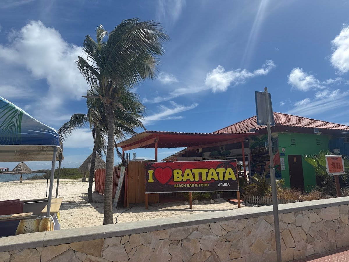 Battata Beach Bar interior and atmosphere
