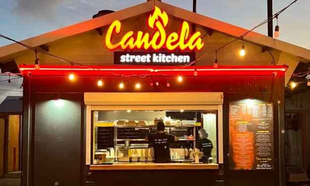 Candela Food Trailer Aruba: Local Street Food in Oranjestad