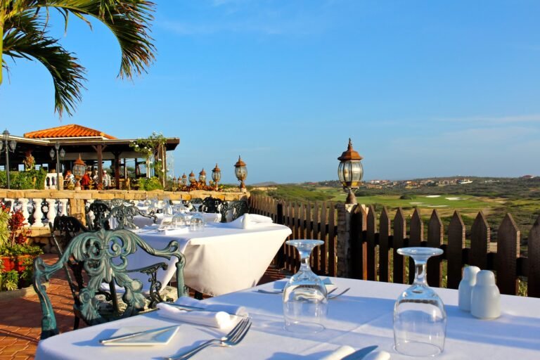 Faro Blanco Aruba: Italian Dining at the California Lighthouse