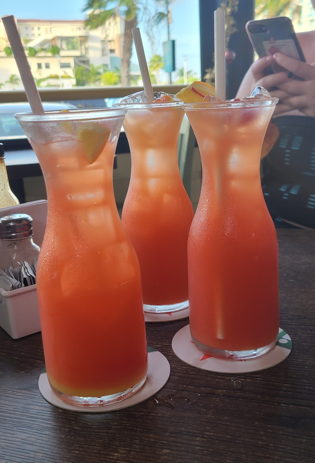 Iguana Cantina interior and atmosphere
