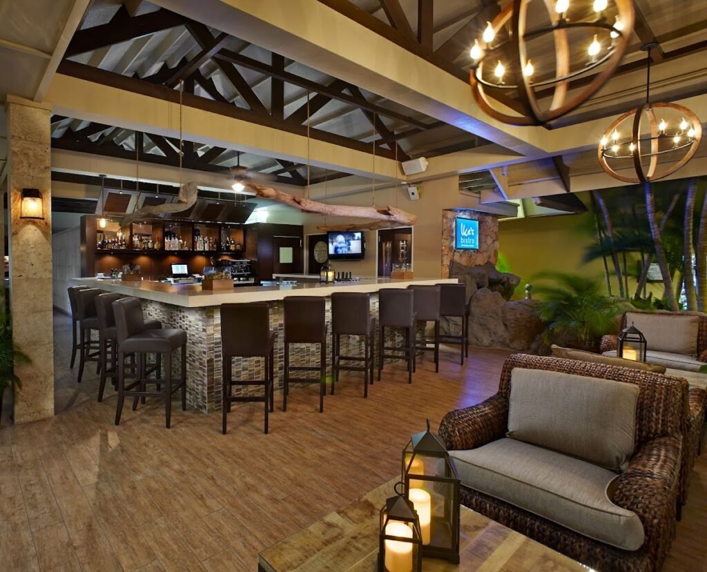 Ike's Bistro Aruba photo 1