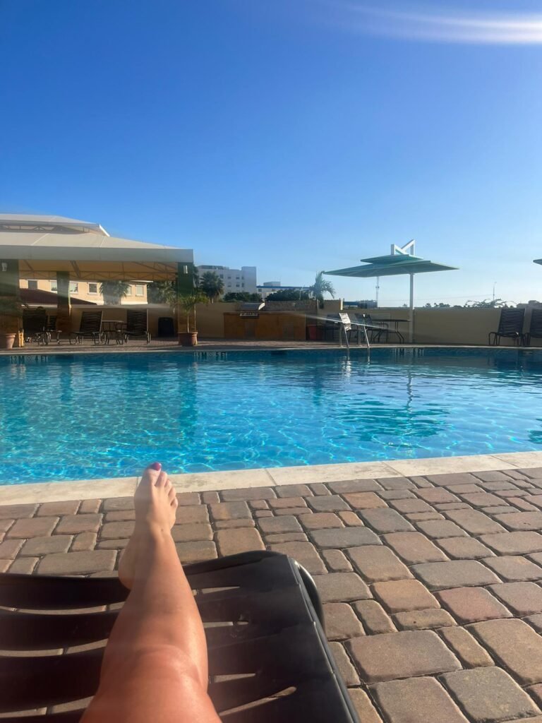 Kini Kini Pool Bar Aruba