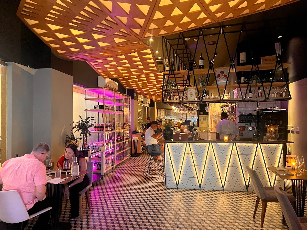L'Avenue Aruba dining experience