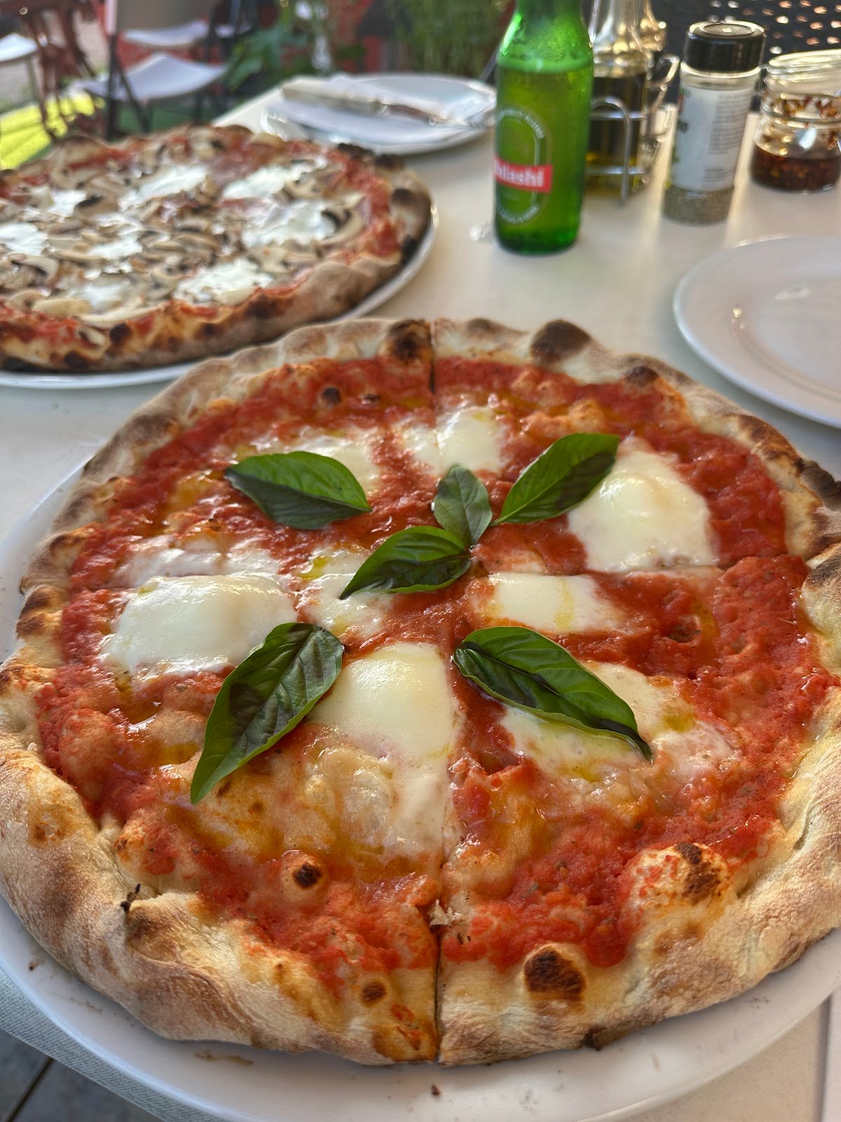 La Zoccola Aruba Pizzeria dining experience