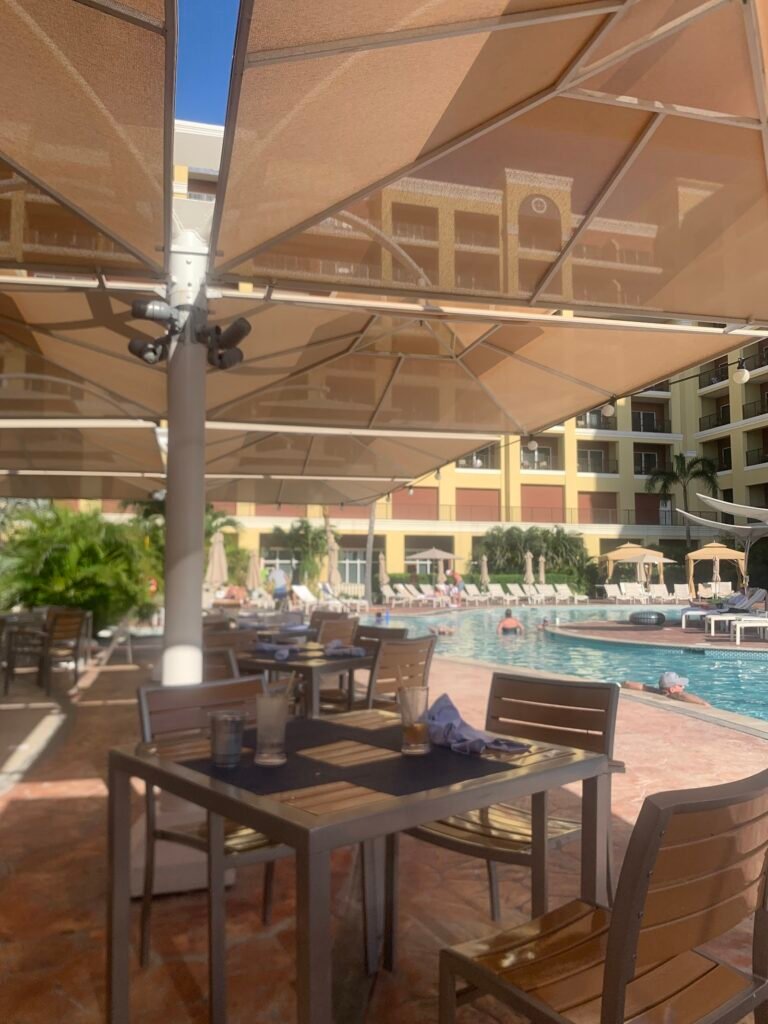 MADERO POOL BEACH GRILL Aruba
