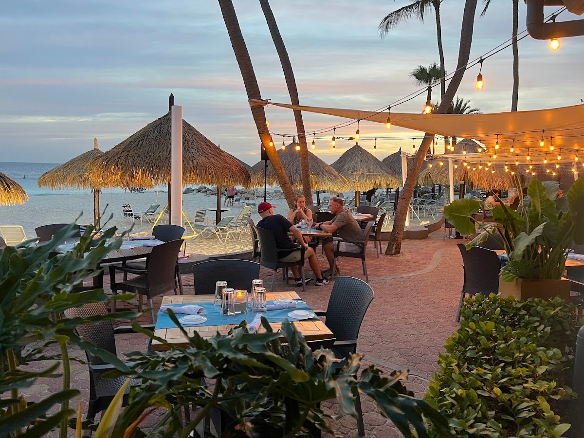 Matthew's Beachside interior
