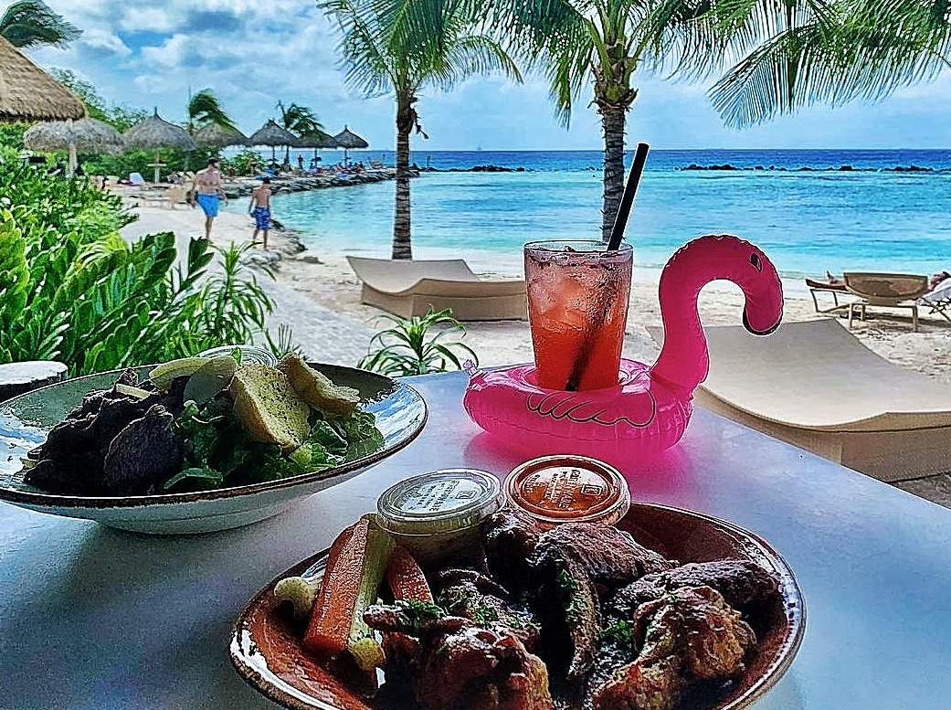 Papagayo Bar & Grill interior and atmosphere