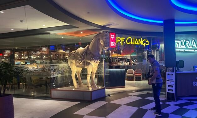 P.F. Chang’s Aruba: Asian Fusion at Renaissance Marketplace