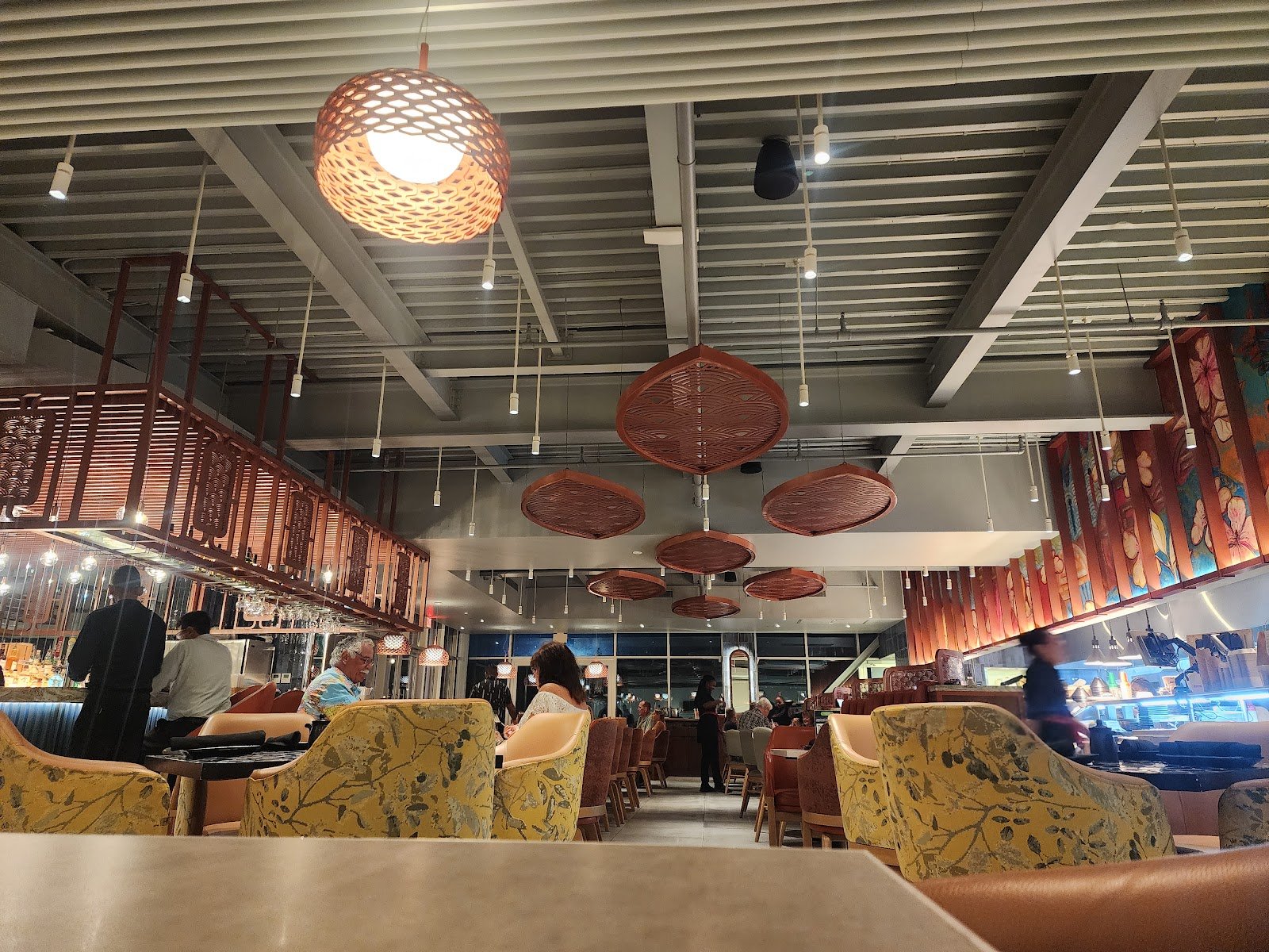 P.F. Chang's Aruba interior