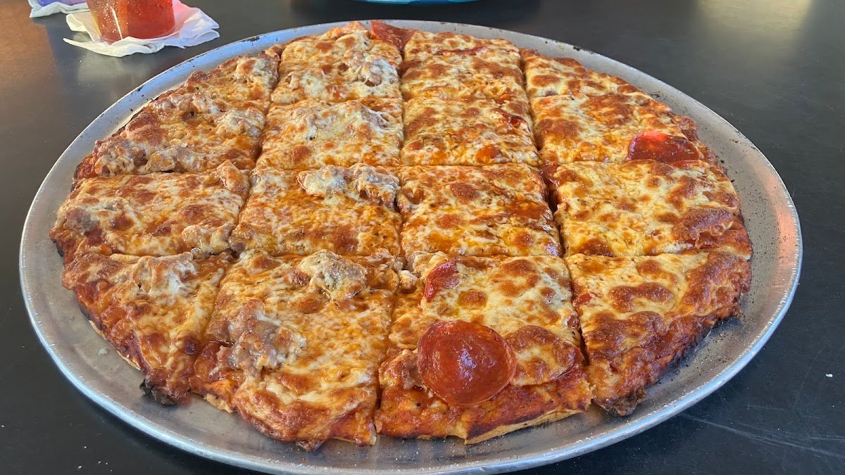 Pizza Bob's Restaurant & Pub signature dishes
