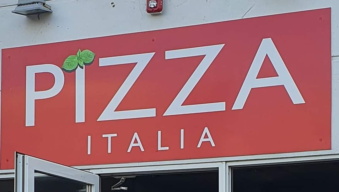 Pizza Italia dining experience