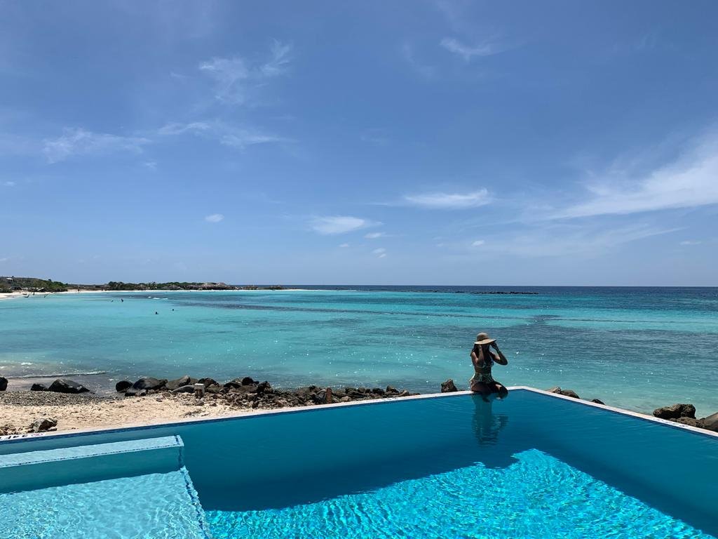 Rum Reef interior