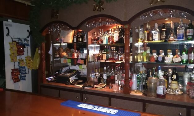 Shiribana Café Aruba: Local Chinese-Caribbean in Paradera