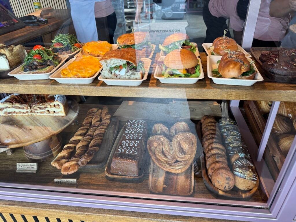 T2 Sourdough Boutique Aruba