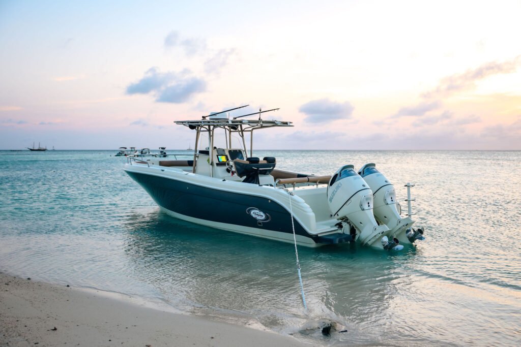 Private boat charter in Aruba with Malmok Charters