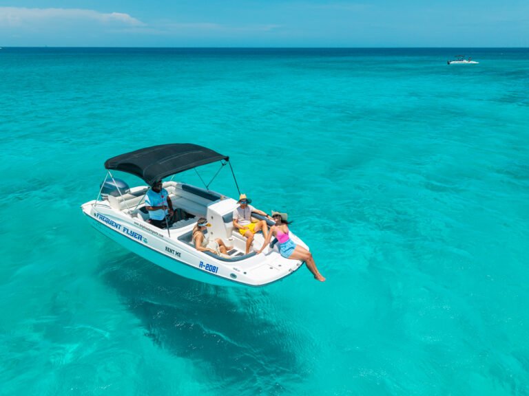 Private boat charter cruising Aruba's west coast